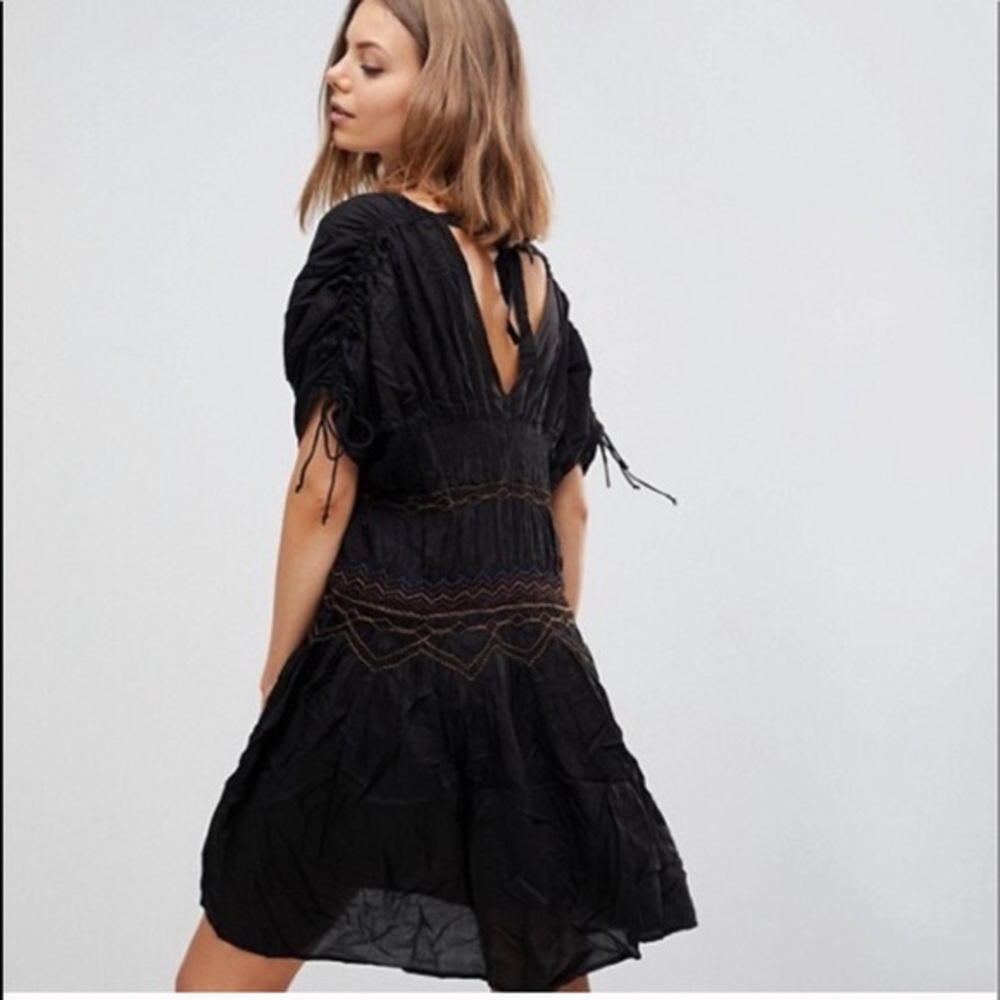 *Free People* NWT Love On The Run Dress